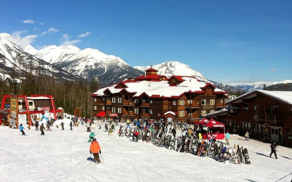 Cornerstone Lodge By Park Vacation Management Fernie Zewnętrze zdjęcie